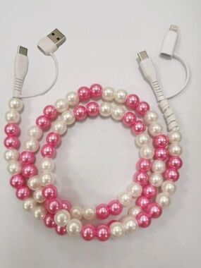4-in-1 Super Fast Beaded Charger